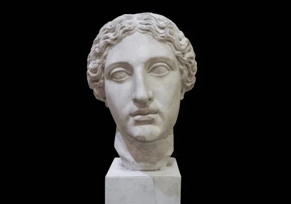 Esculturas antiguas aisladas. Antigua Grecia escultura clásica de mármol sobre un fondo en blanco. Arte, belleza corporal, concepto de cultura. —  Fotos de Stock