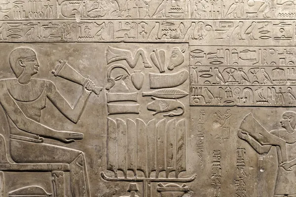 이집트 의상 형 문자와 토판 과 파피루스 배경에 새겨진 고대 그림. 이집트의 예술 과 고대 아프리카 문명. — 스톡 사진