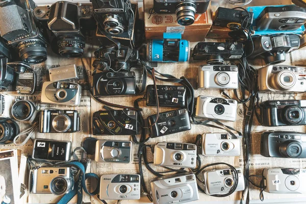 Berlin Germany August 2022 Vintage Cameras Flea Market Old Used — Stockfoto