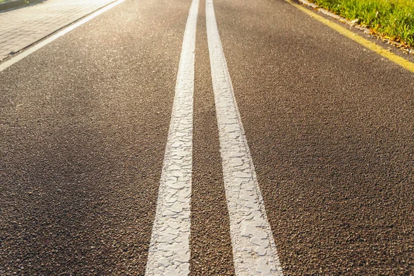 Autopista Con Superficie Asfalto Verano Atardecer Viaje Camino Carretera Concepto —  Fotos de Stock