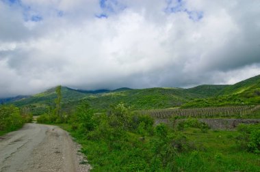 İlham verici manzaralı bir yaz manzarası. Kırım dağları. Kırım Yarımadası. Yarımada Rusya Federasyonu 'na katılmıştı. Ukrayna.