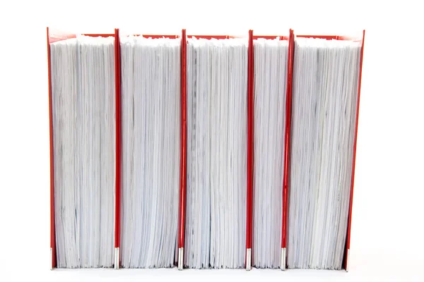 Reihe von Ordnern für Papiere und Unterlagen in einem Regal im Büro — Stockfoto