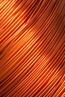 Elektronik aletler için bakır tel. Merkeze odaklı ve sağ ve solun bulanık kenarlı. Elektrik endüstrisindeki elektronik bileşenlerin üretimi için tasarlandı..