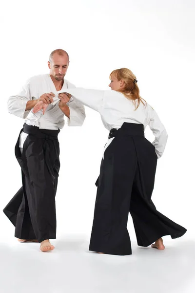 Dua Orang Seorang Pria Dan Seorang Wanita Berlatih Aikido Atas — Stok Foto