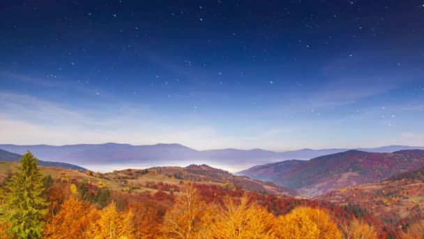 Timelapse Trilhas Estrelas Movimento Céu Noturno Galáxia Láctea Gira Sobre — Vídeo de Stock