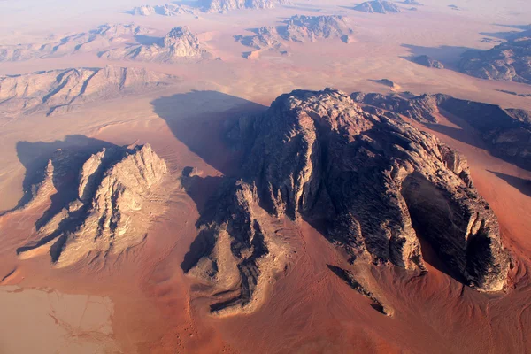 Wadi Rum Desert beautiful landscape from above. Jordan. — Stock Photo, Image