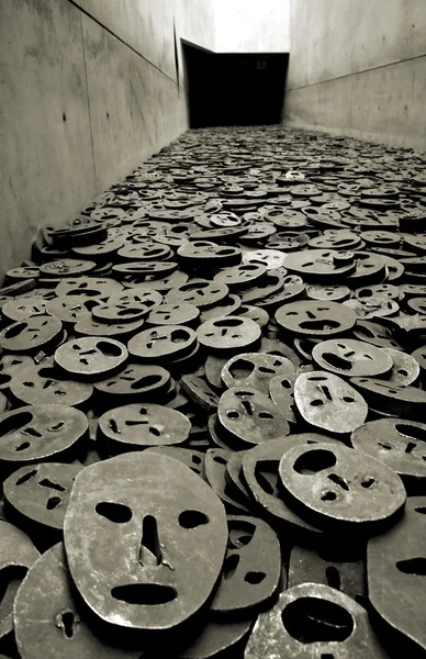 Jewish museum interior detail Shalechet (Fallen Leaves) section — Stock Photo, Image