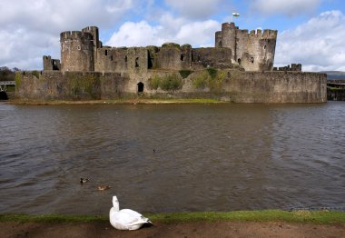 caerphilly castle, Galler kalıntıları