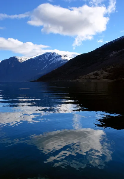 Fiord w Norwegii — Zdjęcie stockowe