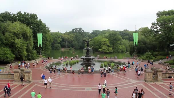 Historiska bethesda terrace i central park — Stockvideo