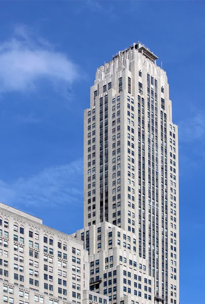 Edificios de oficinas modernos y fondo de rascacielos —  Fotos de Stock