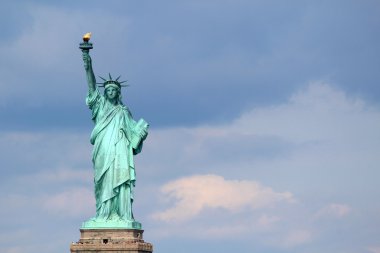 alacakaranlık güneş aşağı manhattan üzerinde ayarlar. ünlü new york l