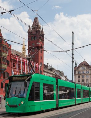 Basel yeşil tramvay