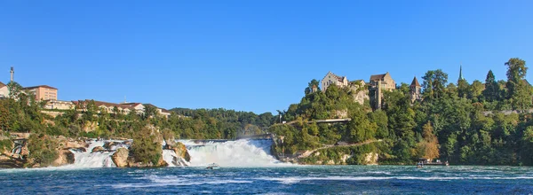 Rhine falls och slottet laufen — Stockfoto