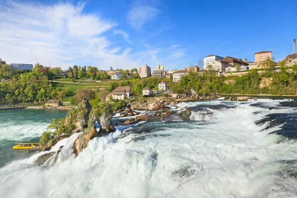 İlkbaharda Ren Şelalesi — Stok fotoğraf