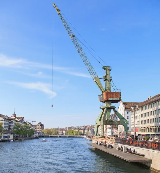 Grúa de muelle en Zurich — Foto de Stock