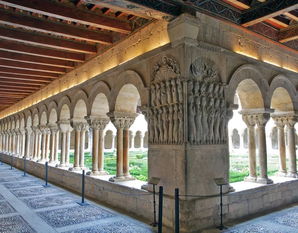 Cloister monasterio de santo domingo de siloları