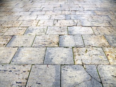 Burgos şehir ıslak kaldırım taşları