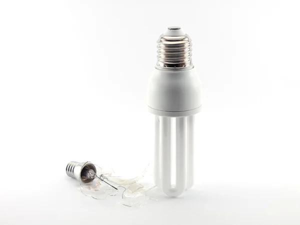 Witte energiebesparende lamp — Stockfoto