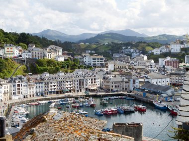 luarca Seaport