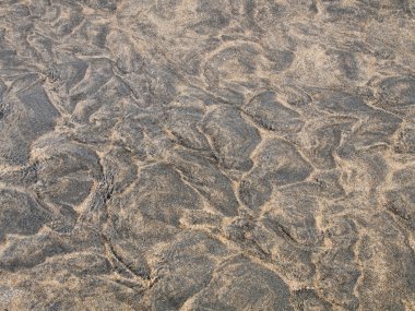 kum doku siyah ve sarı