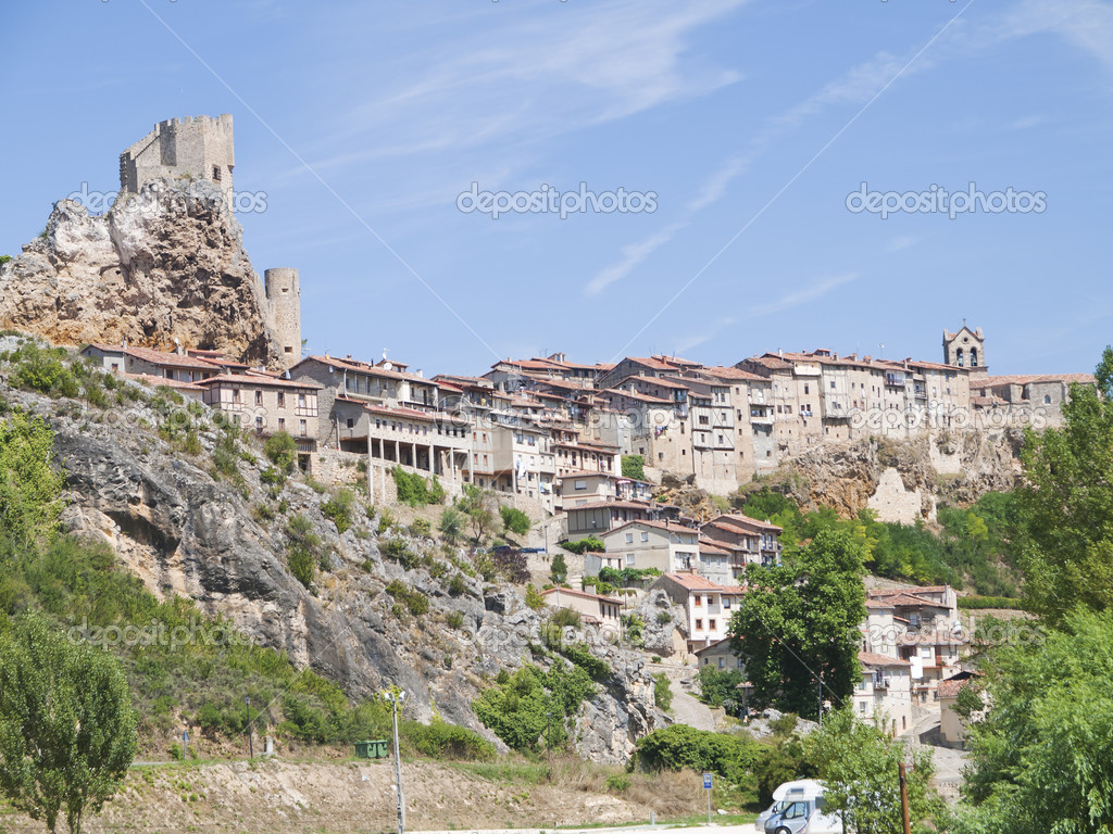 フリアス中世町ブルゴス県、スペイン — ストック写真 © roberaten #30065219