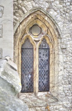 Gotik pencere