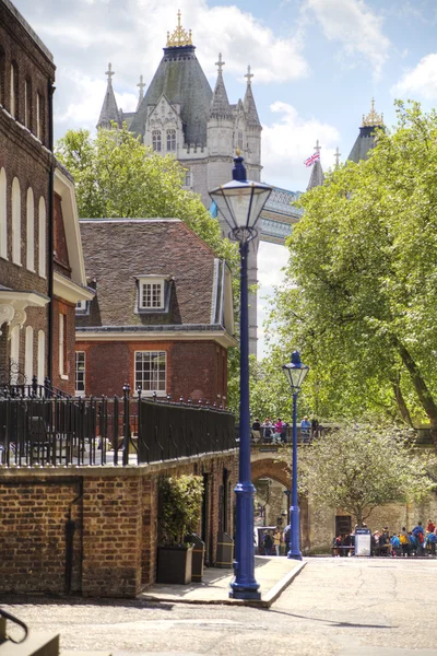 Straat in de tower of london — Stockfoto