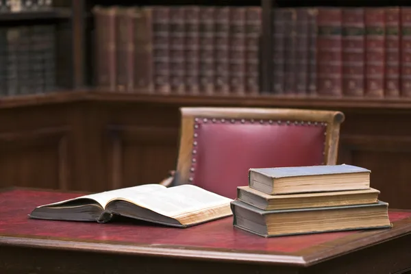 Na biblioteca — Fotografia de Stock