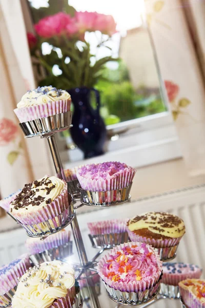 Vatiety de cupcakes decorados — Foto de Stock