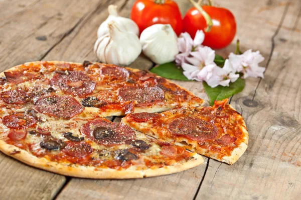 Baked pizza — Stock Photo, Image