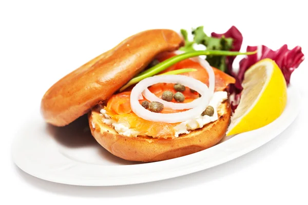 Salmon Bagel Sandwich — Stock Photo, Image