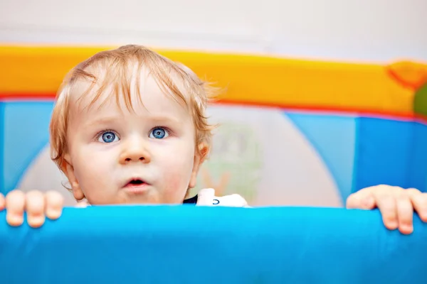 Primer plano de un niño de un año — Foto de Stock