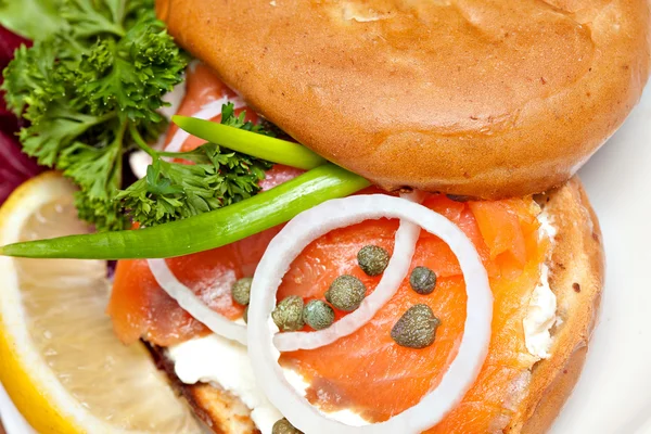 Salmon Bagel Sandwich — Stock Photo, Image