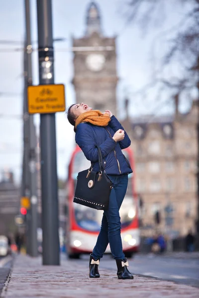 Pretty girl walking on the road — Stock Photo, Image