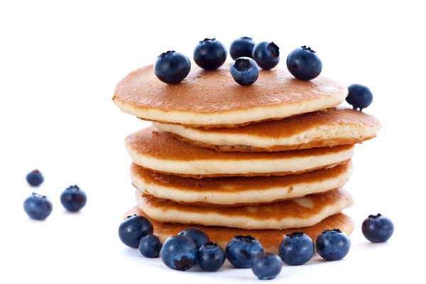 Stack av pannkakor med färska blåbär — Stockfoto