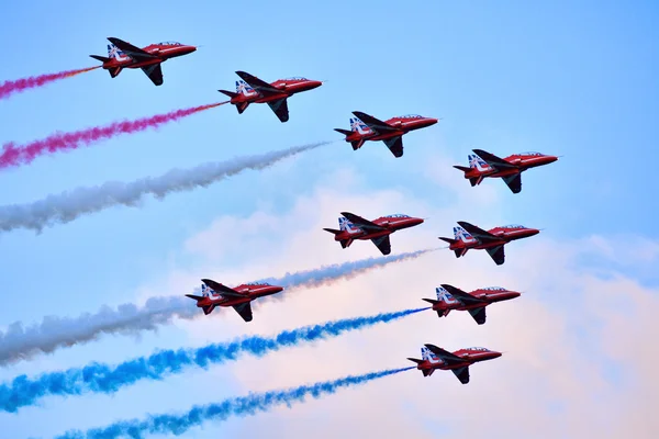 Red Arrows formation — Stock Photo, Image