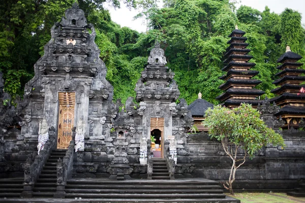 Bat caverna (Goa Lawah ) — Fotografia de Stock