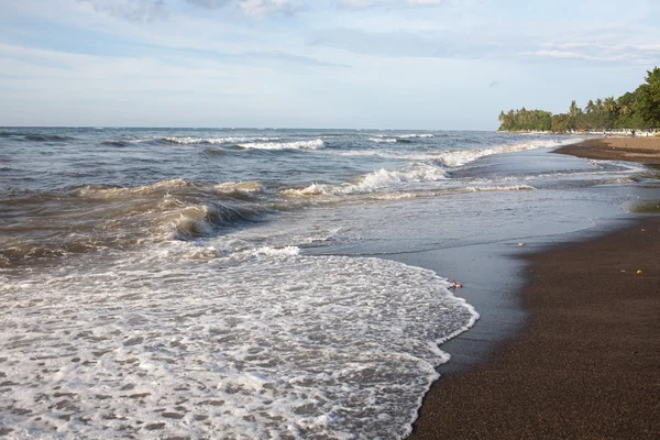 bali lovina Beach'deki gündoğumu görünümü