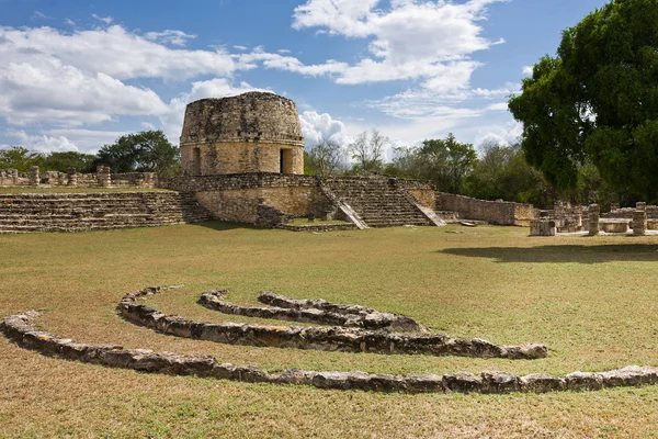 Mayapan - ancient mayan city in Yucatan — Stock Photo, Image