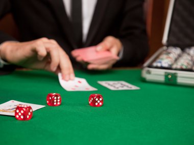 insanlar oyun kartları