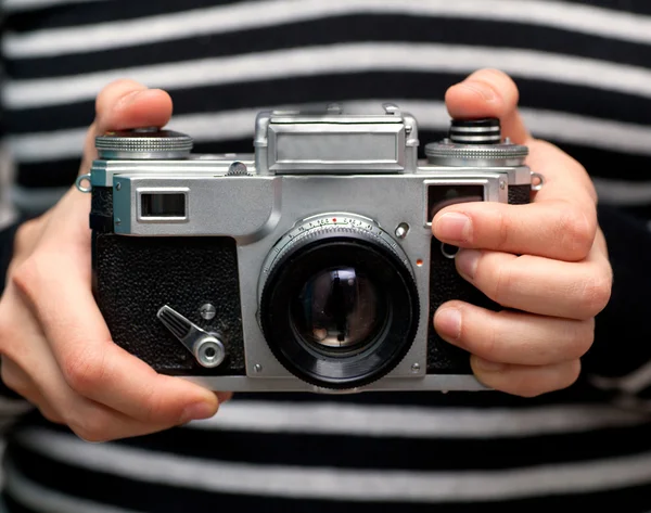 Fotocamera vintage, messa a fuoco morbida — Foto Stock