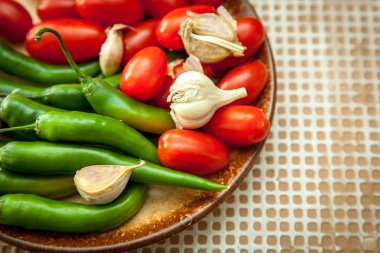kırmızı biber, domates ve sarımsak