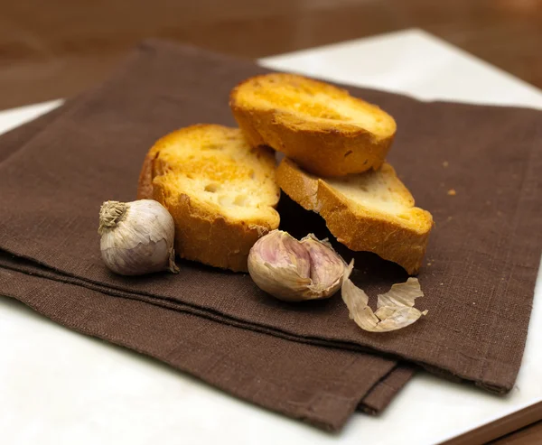 片烤的面包和大蒜 — 图库照片