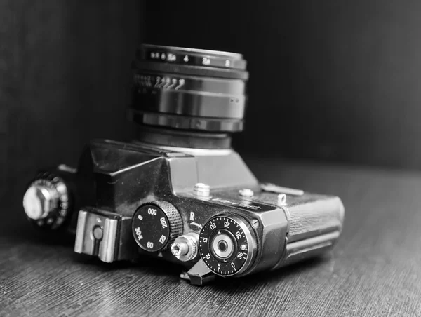 Vintage camera, black and white — Stock Photo, Image