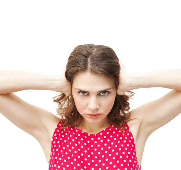 Mujer joven hermosa seria, aislada sobre un fondo blanco — Foto de Stock