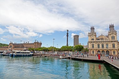 editoryal görüntü, 22 Nisan 2014 görünümü liman Barcelona