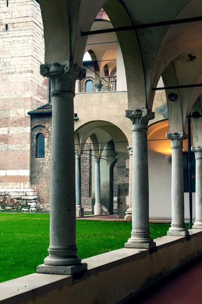 Strade della vecchia Brescia — Foto Stock