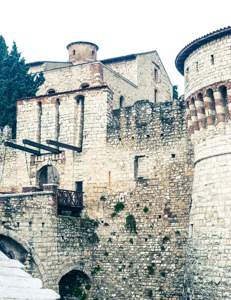 Schloss Haupteingang, Brescia — Stockfoto