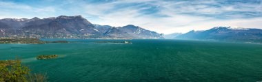 sahil, garda Gölü, desencano, İtalya (la rocca, isolda di san b